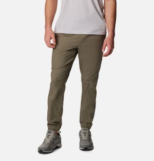 Green Men's Columbia Rapid Rivers Joggers Pants | 0617-QKLSF