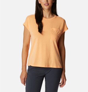 Orange Women's Columbia Boundless Trek T-Shirt | 1946-IDAWR