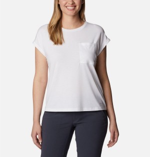 White Women's Columbia Boundless Trek T-Shirt | 9813-SUGZW