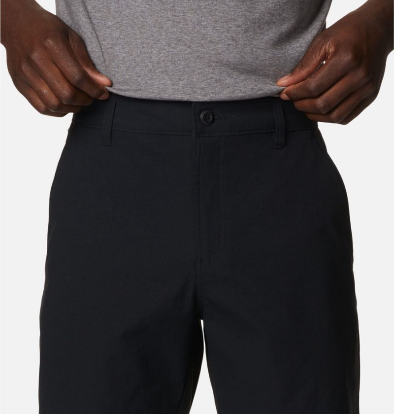 Black Men's Columbia Canyon Gate Utility Shorts | 3694-VJCIM