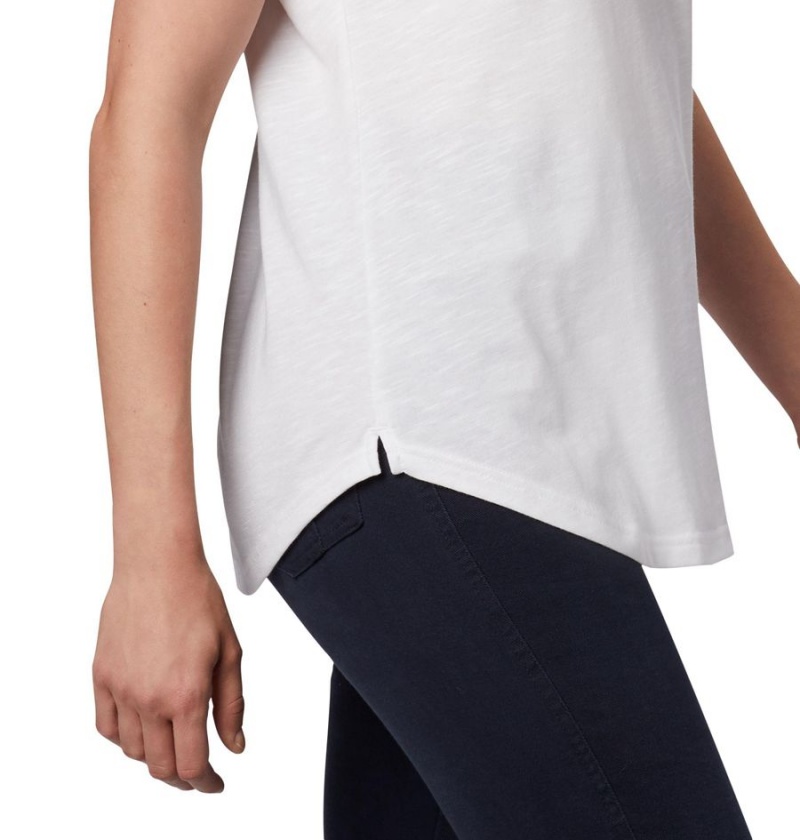 White Women's Columbia Cades Cape T-Shirt | 3706-KAEGT