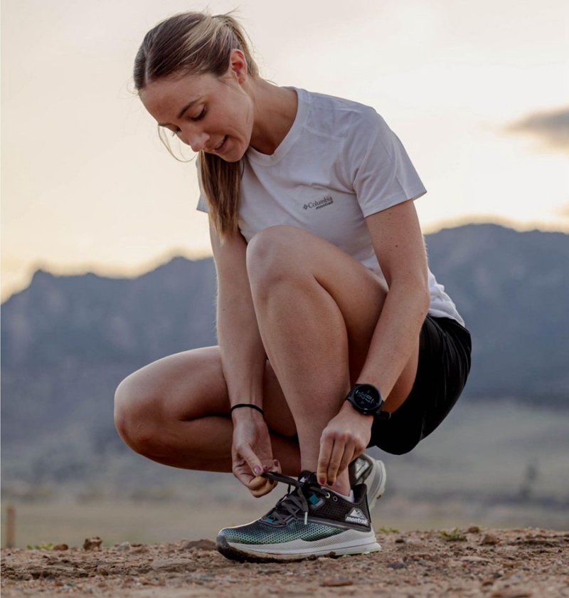 White Women's Columbia Endless Trail Running Tech T-Shirt | 8410-ERWUX